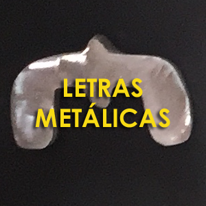 Letras metálicas